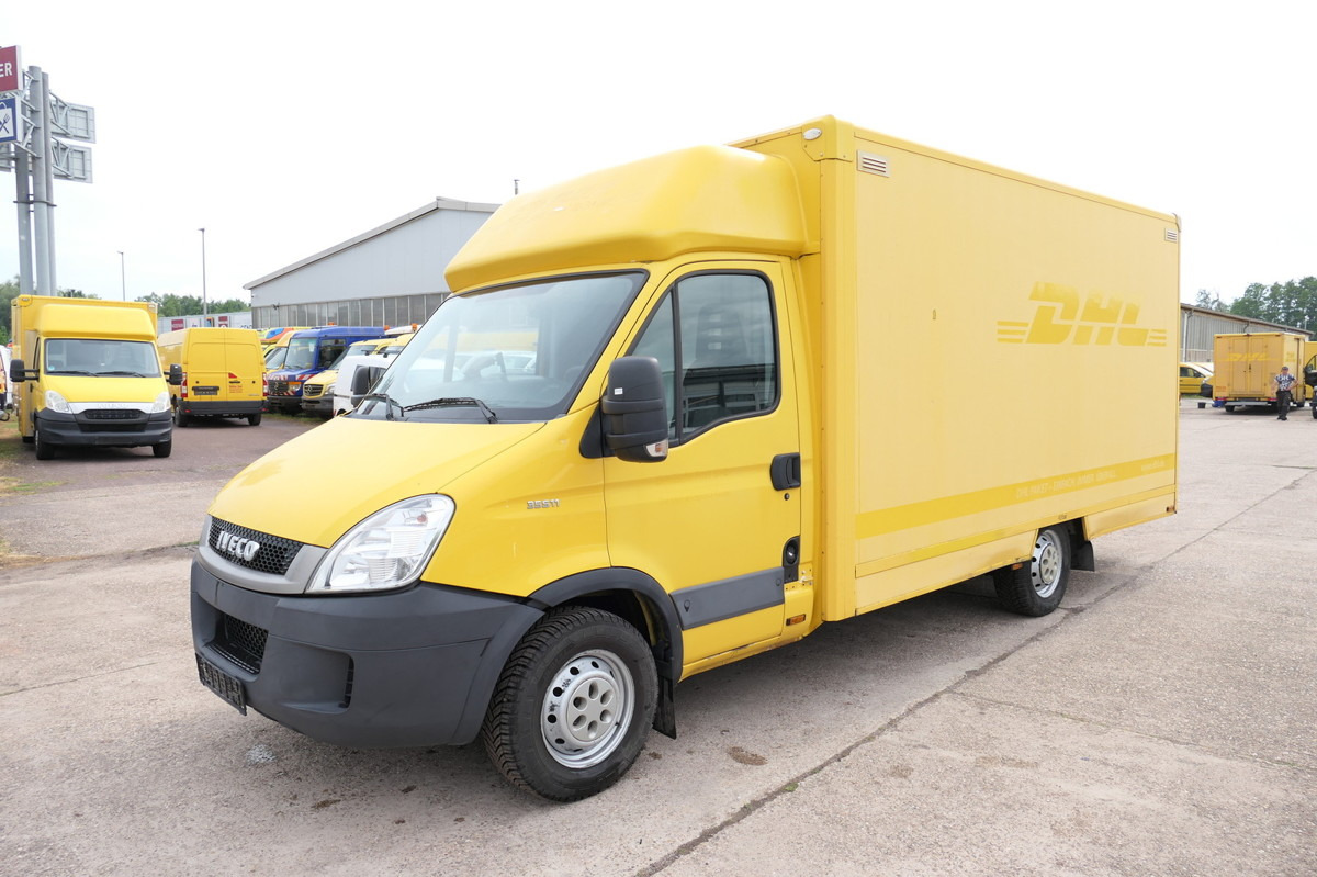 IVECO Daily 35 S11 C30C AUTOMATIK KAMERA MAXI Regale D - Dobozos kisteherautó: 1 kép. IVECO Daily 35 S11 C30C AUTOMATIK KAMERA MAXI Regale D - Dobozos kisteherautó: 1 kép.