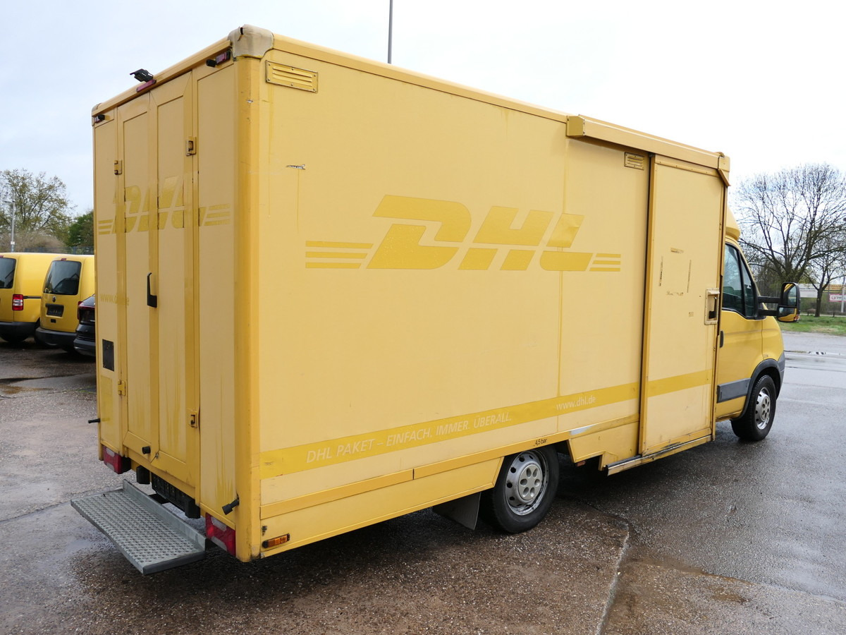 IVECO Daily 35 S11 C30C AUTOMATIK KAMERA MAXI Regale D - Dobozos kisteherautó: 4 kép. IVECO Daily 35 S11 C30C AUTOMATIK KAMERA MAXI Regale D - Dobozos kisteherautó: 4 kép.