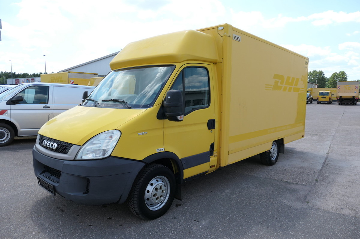 IVECO Daily 35 S11 C30C AUTOMATIK KAMERA MAXI Regale D - Dobozos kisteherautó: 1 kép. IVECO Daily 35 S11 C30C AUTOMATIK KAMERA MAXI Regale D - Dobozos kisteherautó: 1 kép.