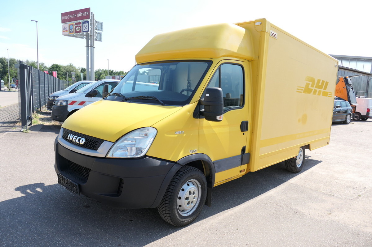 IVECO Daily 35 S11 C30C AUTOMATIK KAMERA MAXI Regale D - Dobozos kisteherautó: 2 kép. IVECO Daily 35 S11 C30C AUTOMATIK KAMERA MAXI Regale D - Dobozos kisteherautó: 2 kép.
