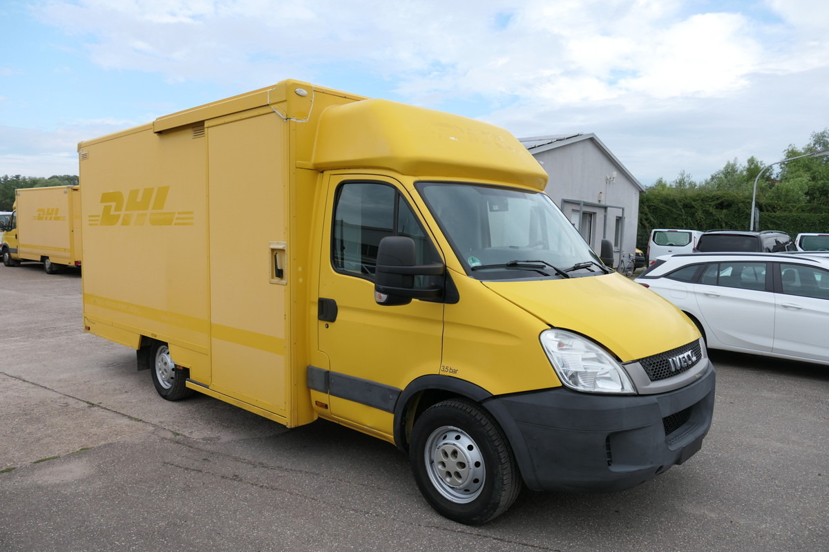 IVECO Daily 35 S11 C30C AUTOMATIK KAMERA MAXI Regale D - Dobozos kisteherautó: 2 kép. IVECO Daily 35 S11 C30C AUTOMATIK KAMERA MAXI Regale D - Dobozos kisteherautó: 2 kép.