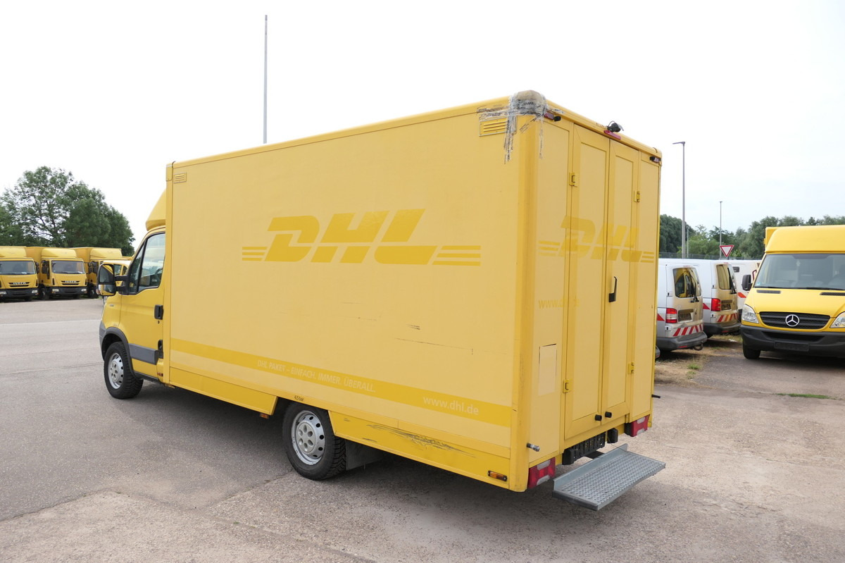 IVECO Daily 35 S11 C30C AUTOMATIK KAMERA MAXI Regale D - Dobozos kisteherautó: 4 kép. IVECO Daily 35 S11 C30C AUTOMATIK KAMERA MAXI Regale D - Dobozos kisteherautó: 4 kép.