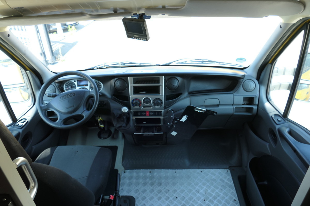 IVECO Daily 35 S11 C30C AUTOMATIK KAMERA MAXI Regale D lízing IVECO Daily 35 S11 C30C AUTOMATIK KAMERA MAXI Regale D: 6 kép.