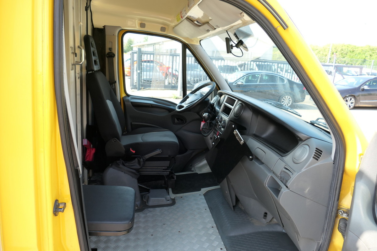 IVECO Daily 35 S11 C30C AUTOMATIK KAMERA MAXI Regale L - Dobozos kisteherautó: 5 kép. IVECO Daily 35 S11 C30C AUTOMATIK KAMERA MAXI Regale L - Dobozos kisteherautó: 5 kép.