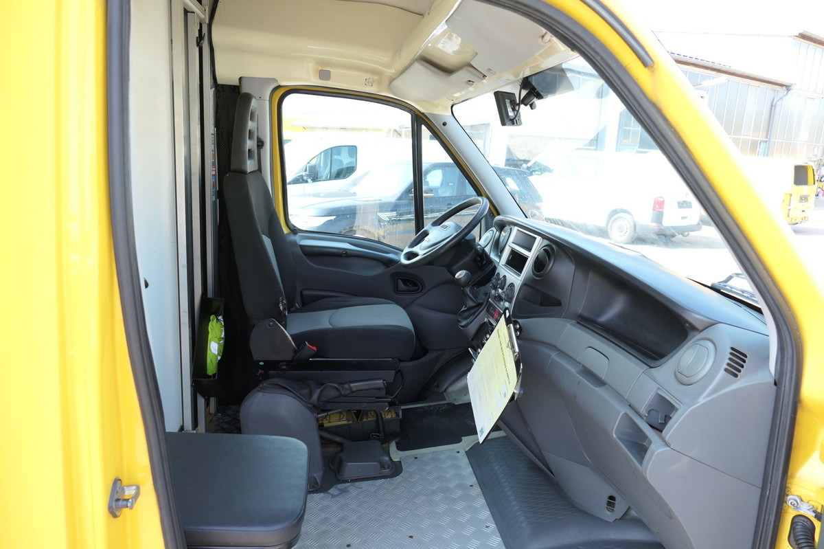 IVECO Daily 35 S11 C30C AUTOMATIK KAMERA MAXI Regale L - Dobozos kisteherautó: 5 kép. IVECO Daily 35 S11 C30C AUTOMATIK KAMERA MAXI Regale L - Dobozos kisteherautó: 5 kép.