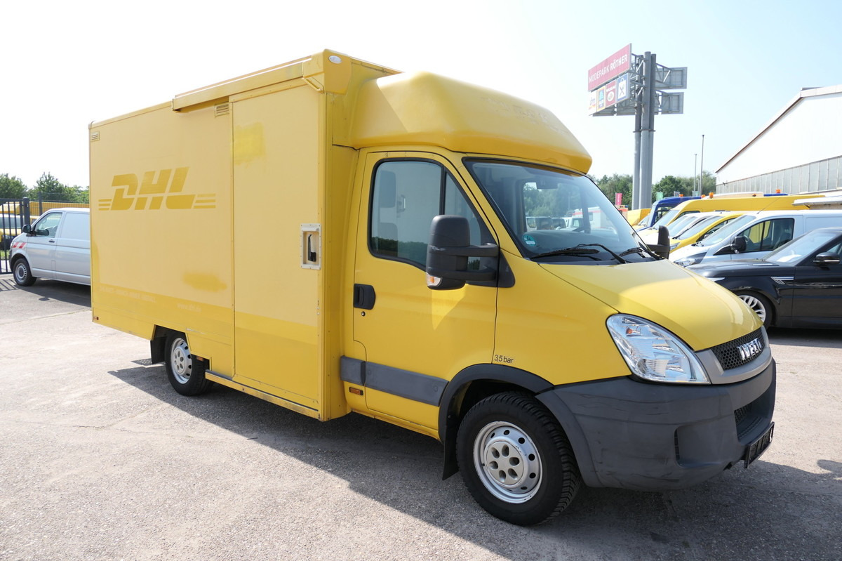 IVECO Daily 35 S11 C30C AUTOMATIK KAMERA MAXI Regale L - Dobozos kisteherautó: 2 kép. IVECO Daily 35 S11 C30C AUTOMATIK KAMERA MAXI Regale L - Dobozos kisteherautó: 2 kép.