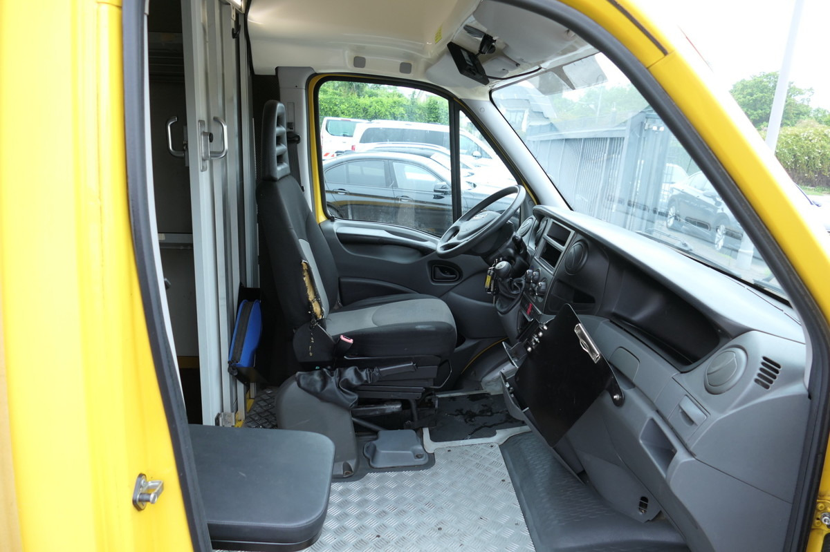 IVECO Daily 35 S11 C30C AUTOMATIK KAMERA Regale LUFT D - Dobozos kisteherautó: 5 kép. IVECO Daily 35 S11 C30C AUTOMATIK KAMERA Regale LUFT D - Dobozos kisteherautó: 5 kép.