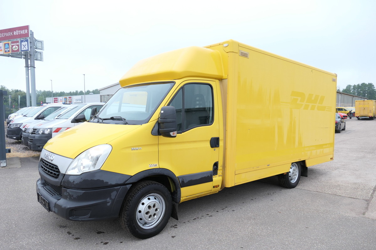IVECO Daily 35 S11 C30C AUTOMATIK KAMERA Regale LUFT D - Dobozos kisteherautó: 2 kép. IVECO Daily 35 S11 C30C AUTOMATIK KAMERA Regale LUFT D - Dobozos kisteherautó: 2 kép.