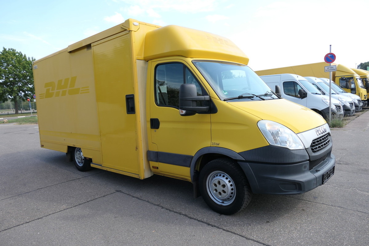 IVECO Daily 35 S11 C30C AUTOMATIK KAMERA Regale LUFT D - Dobozos kisteherautó: 2 kép. IVECO Daily 35 S11 C30C AUTOMATIK KAMERA Regale LUFT D - Dobozos kisteherautó: 2 kép.