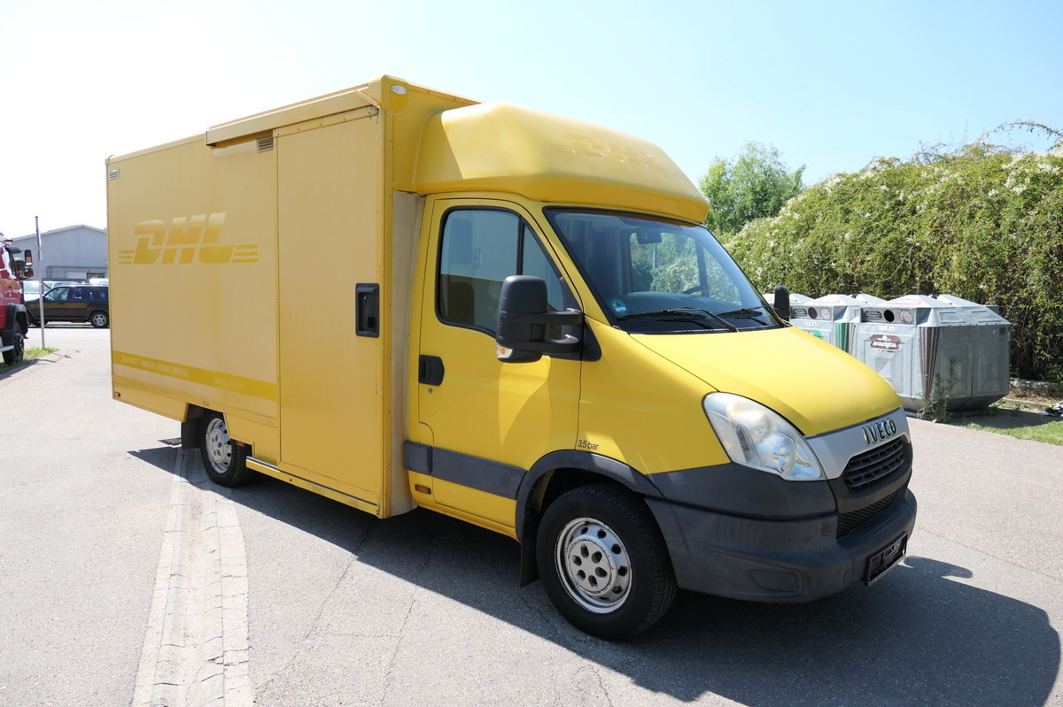 IVECO Daily 35 S11 C30C AUTOMATIK KAMERA Regale LUFT D - Dobozos kisteherautó: 2 kép. IVECO Daily 35 S11 C30C AUTOMATIK KAMERA Regale LUFT D - Dobozos kisteherautó: 2 kép.