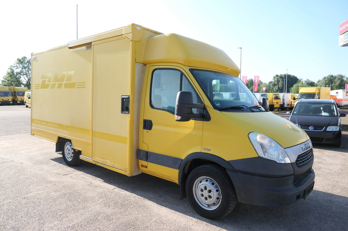 IVECO Daily 35 S11 C30C AUTOMATIK KAMERA Regale LUFT D - Dobozos kisteherautó: 1 kép. IVECO Daily 35 S11 C30C AUTOMATIK KAMERA Regale LUFT D - Dobozos kisteherautó: 1 kép.
