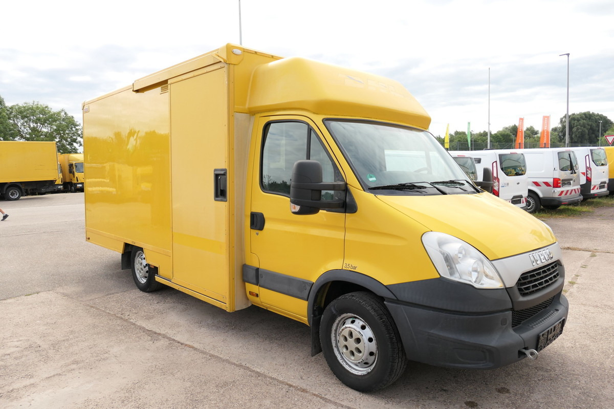 IVECO Daily 35 S11 C30C AUTOMATIK KAMERA Regale LUFT D - Dobozos kisteherautó: 1 kép. IVECO Daily 35 S11 C30C AUTOMATIK KAMERA Regale LUFT D - Dobozos kisteherautó: 1 kép.