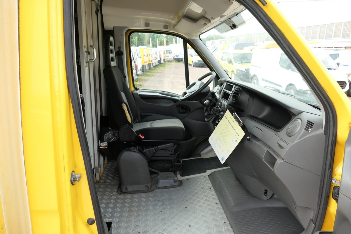 IVECO Daily 35 S11 C30C AUTOMATIK KAMERA Regale LUFT D - Dobozos kisteherautó: 5 kép. IVECO Daily 35 S11 C30C AUTOMATIK KAMERA Regale LUFT D - Dobozos kisteherautó: 5 kép.