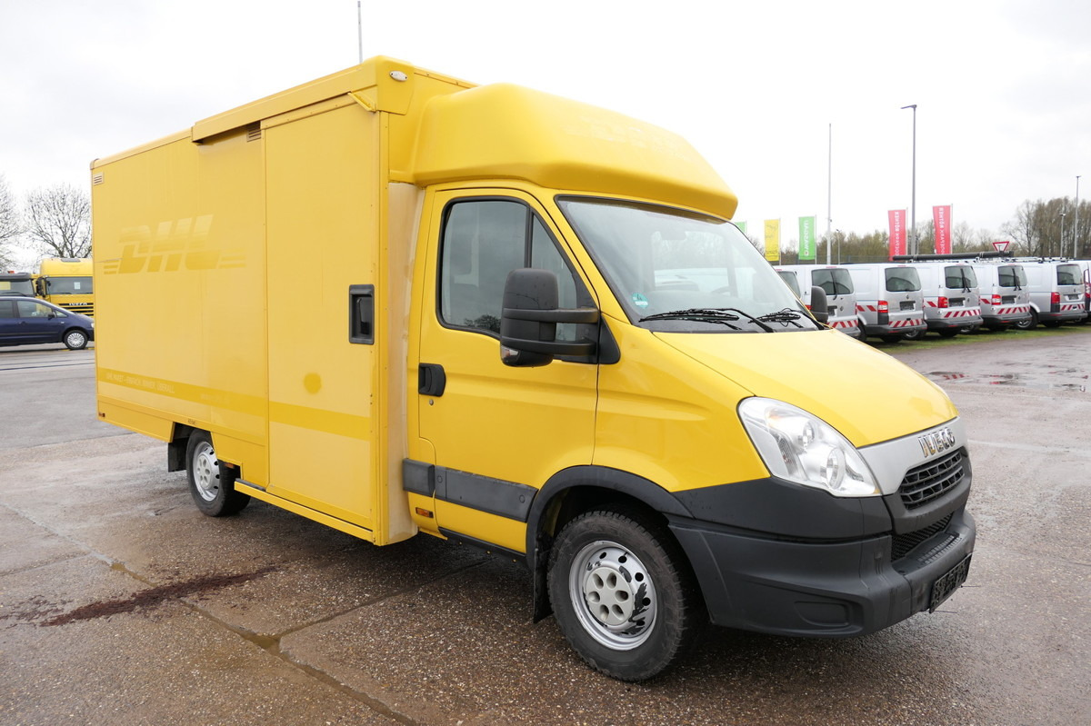 IVECO Daily 35 S11 C30C AUTOMATIK KAMERA Regale LUFT D - Dobozos kisteherautó: 1 kép. IVECO Daily 35 S11 C30C AUTOMATIK KAMERA Regale LUFT D - Dobozos kisteherautó: 1 kép.