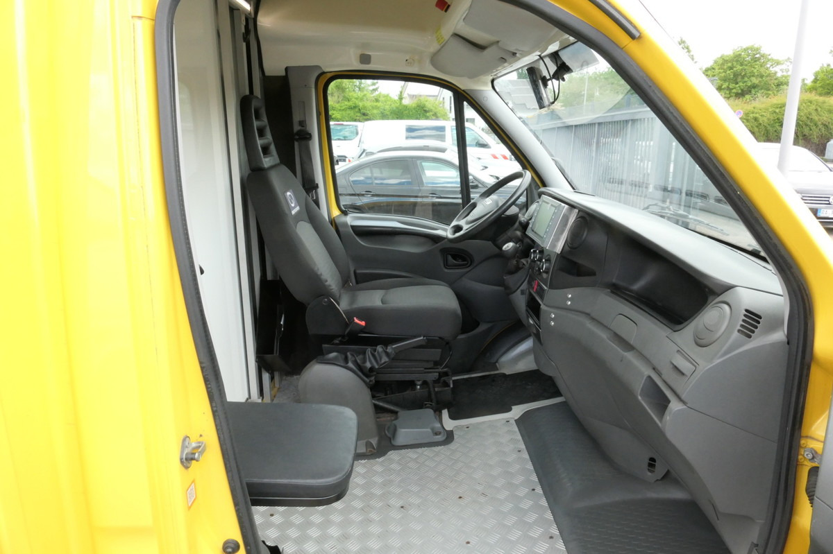 IVECO Daily 35 S11 C30C ELEKTRO COC Umbau Firma Orten - Dobozos kisteherautó, Elektromos kisteherautó: 5 kép. IVECO Daily 35 S11 C30C ELEKTRO COC Umbau Firma Orten - Dobozos kisteherautó, Elektromos kisteherautó: 5 kép.