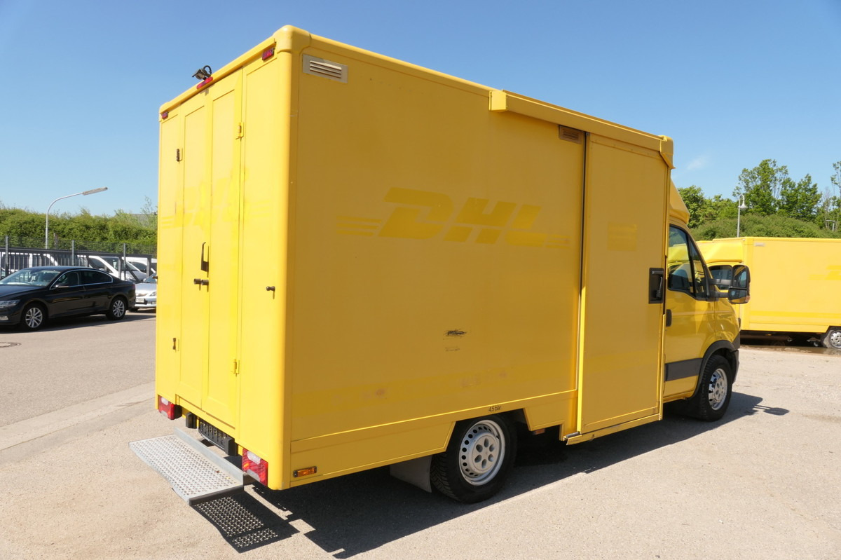 IVECO Daily 35 S11 KURZ C30C AUTOMATIK KAMERA Regale L - Dobozos kisteherautó: 3 kép. IVECO Daily 35 S11 KURZ C30C AUTOMATIK KAMERA Regale L - Dobozos kisteherautó: 3 kép.