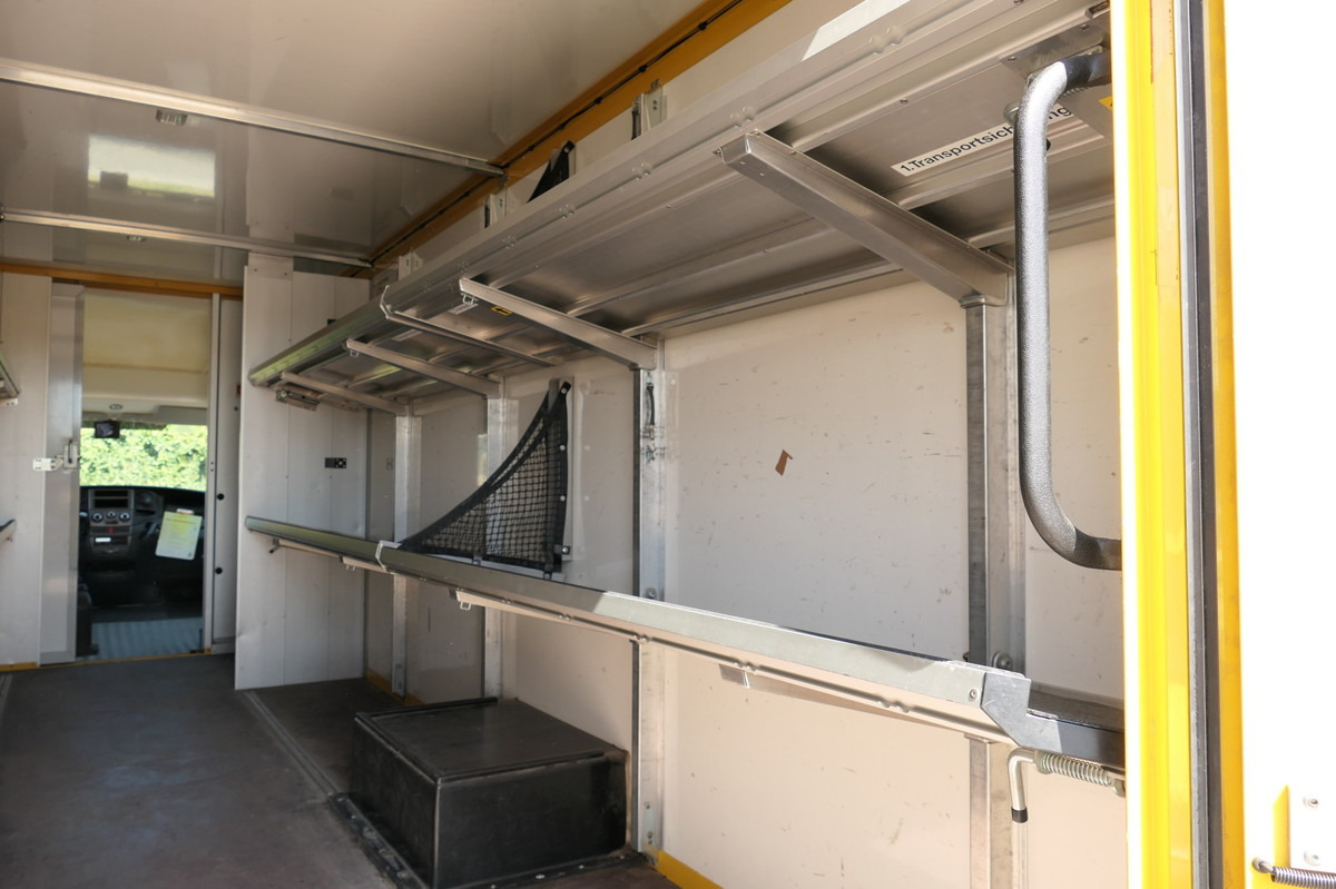 Dobozos kisteherautó IVECO Daily 50C15 COC: 9 kép.