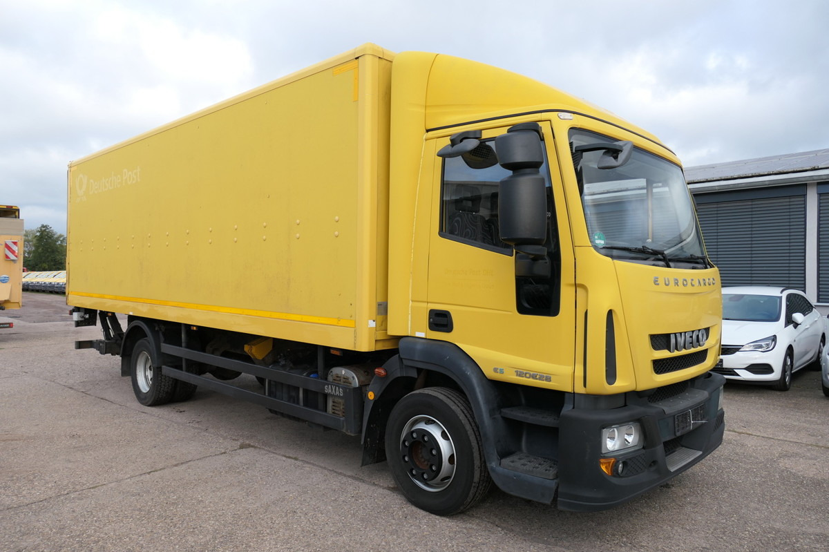 IVECO EuroCargo ML 120 E28/P AHK LBW Koffer 7,00x2,44x - Dobozos felépítményű teherautó: 2 kép. IVECO EuroCargo ML 120 E28/P AHK LBW Koffer 7,00x2,44x - Dobozos felépítményű teherautó: 2 kép.