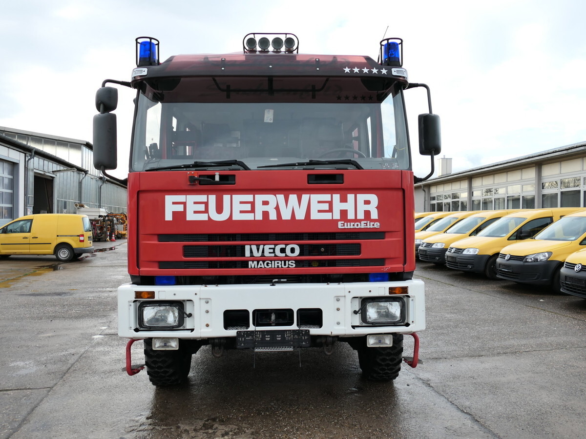 Tűzoltóautó IVECO FF 95 E 18W LF 8/6 DoKa 4X4 SFZ FEUERWEHR Löschf: 15 kép.