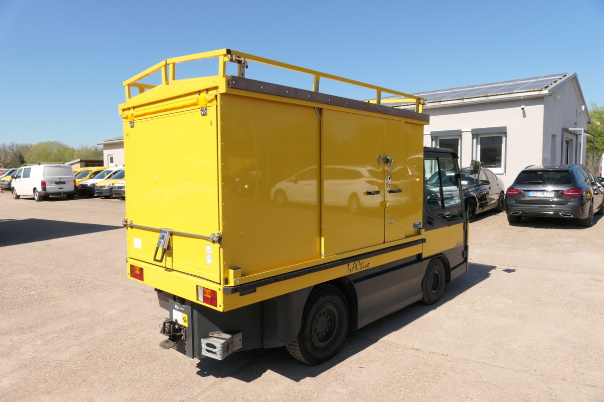 LINDE W20 Schlepper Tractive Batterie 15/2020 - Elektromos vontató: 4 kép. LINDE W20 Schlepper Tractive Batterie 15/2020 - Elektromos vontató: 4 kép.