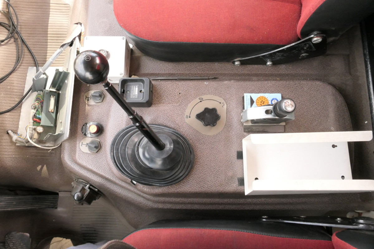 Tűzoltóautó MERCEDES-BENZ 1019 AF Rüstwagen 4x4 TOP ZUSTAND: 18 kép. Tűzoltóautó MERCEDES-BENZ 1019 AF Rüstwagen 4x4 TOP ZUSTAND: 18 kép.