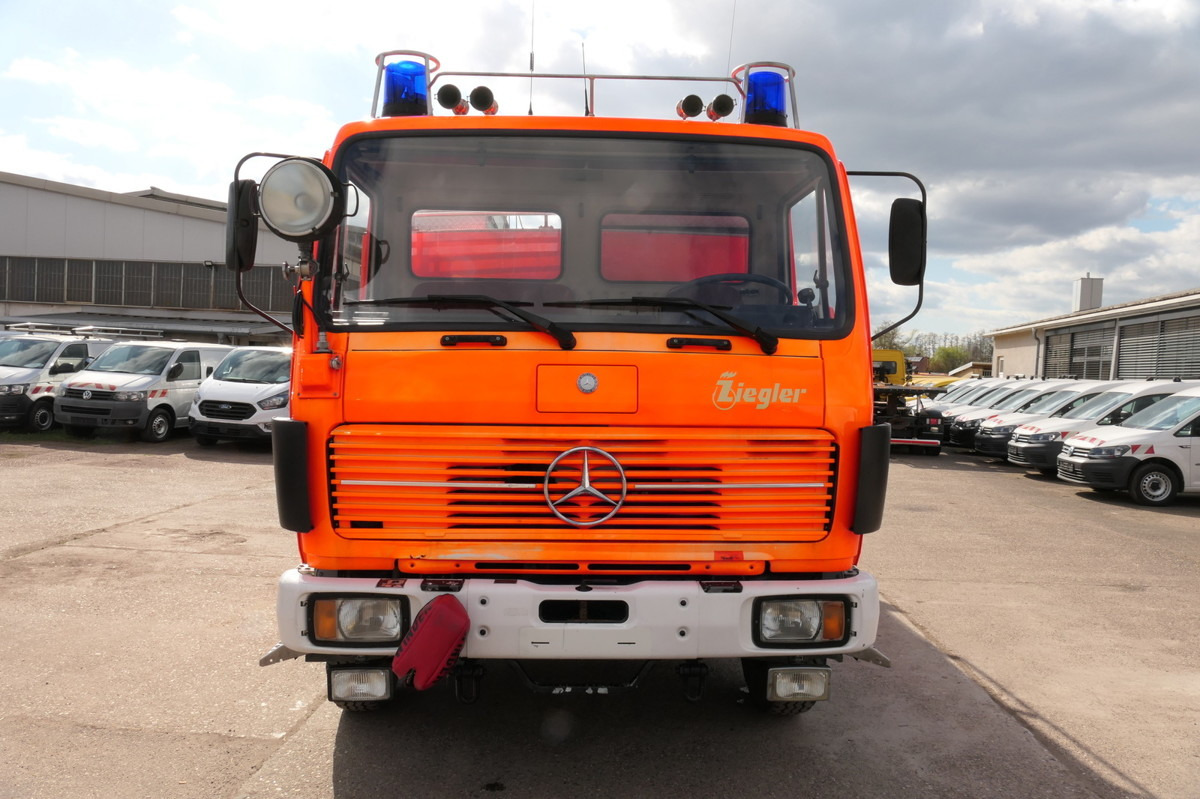 MERCEDES-BENZ 1019 AF Rüstwagen 4x4 TOP ZUSTAND - Tűzoltóautó: 2 kép. MERCEDES-BENZ 1019 AF Rüstwagen 4x4 TOP ZUSTAND - Tűzoltóautó: 2 kép.
