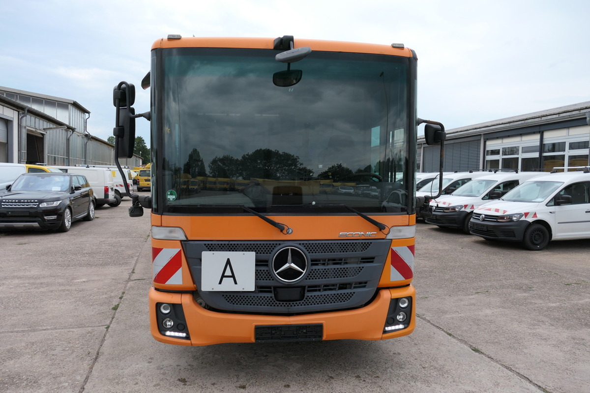 MERCEDES-BENZ 2635 NGE-L62N Econic Aufbau Zöller Medium - Szemetesautó: 2 kép. MERCEDES-BENZ 2635 NGE-L62N Econic Aufbau Zöller Medium - Szemetesautó: 2 kép.