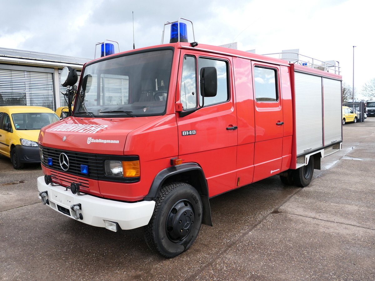 MERCEDES-BENZ 814 D LF 8/6 DoKa AHK Löschwassertank 600L Schli - Mentőautó: 1 kép. MERCEDES-BENZ 814 D LF 8/6 DoKa AHK Löschwassertank 600L Schli - Mentőautó: 1 kép.