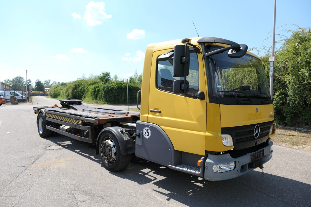 MERCEDES-BENZ KAMAG WBH 25 Wiesel Terberg Umsetzfahrz. Sattelk - Cserefelépítményes teherautó: 1 kép. MERCEDES-BENZ KAMAG WBH 25 Wiesel Terberg Umsetzfahrz. Sattelk - Cserefelépítményes teherautó: 1 kép.
