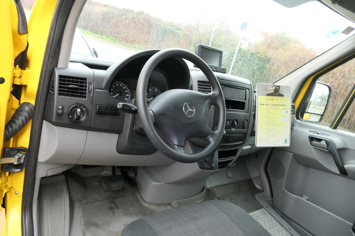 Dobozos kisteherautó MERCEDES-BENZ SPRINTER 310 CDI MAXI EURO-5 KOFFER DURCHGANG RE: 11 kép.
