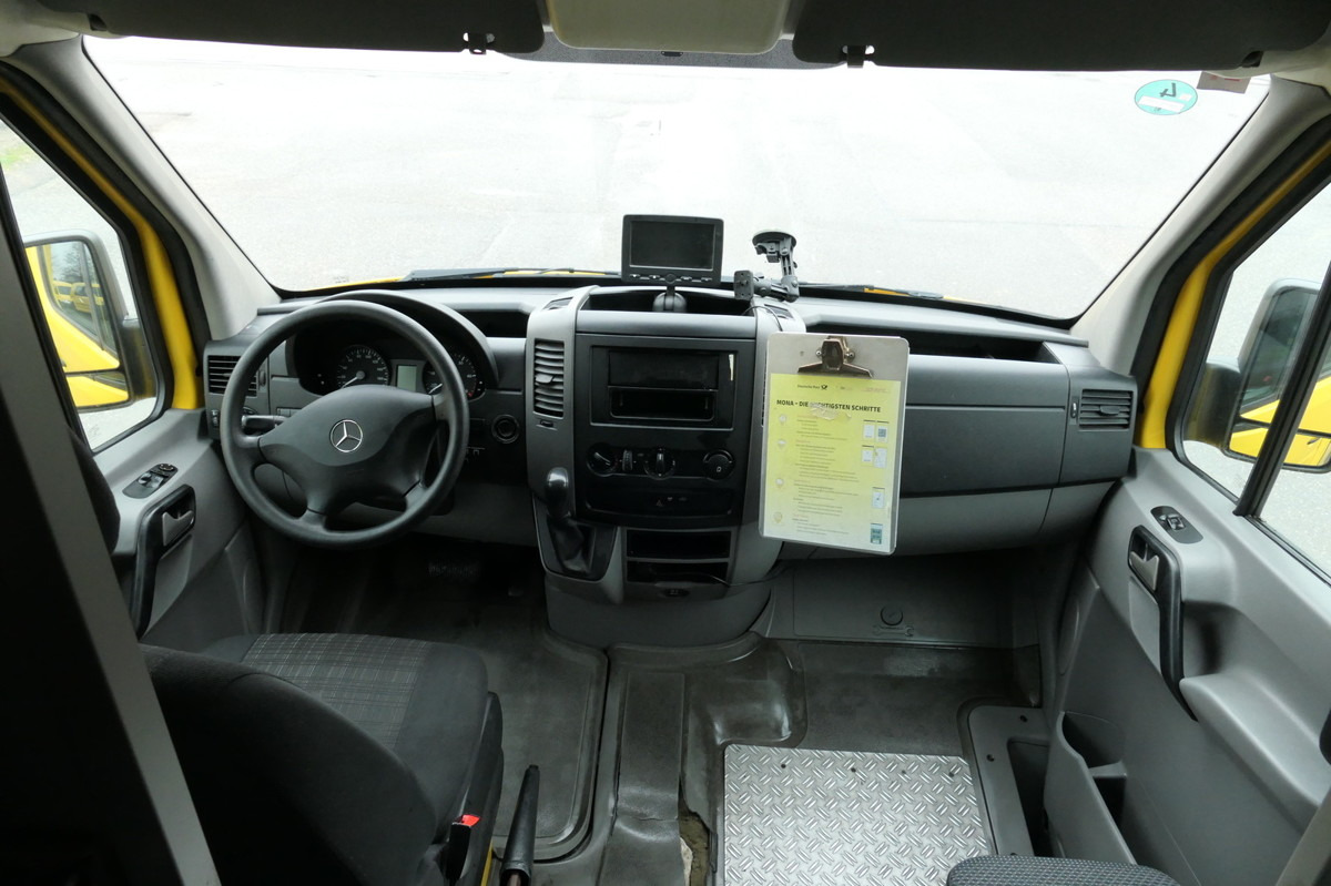 Dobozos kisteherautó MERCEDES-BENZ SPRINTER 310 CDI MAXI EURO-5 KOFFER DURCHGANG RE: 7 kép.