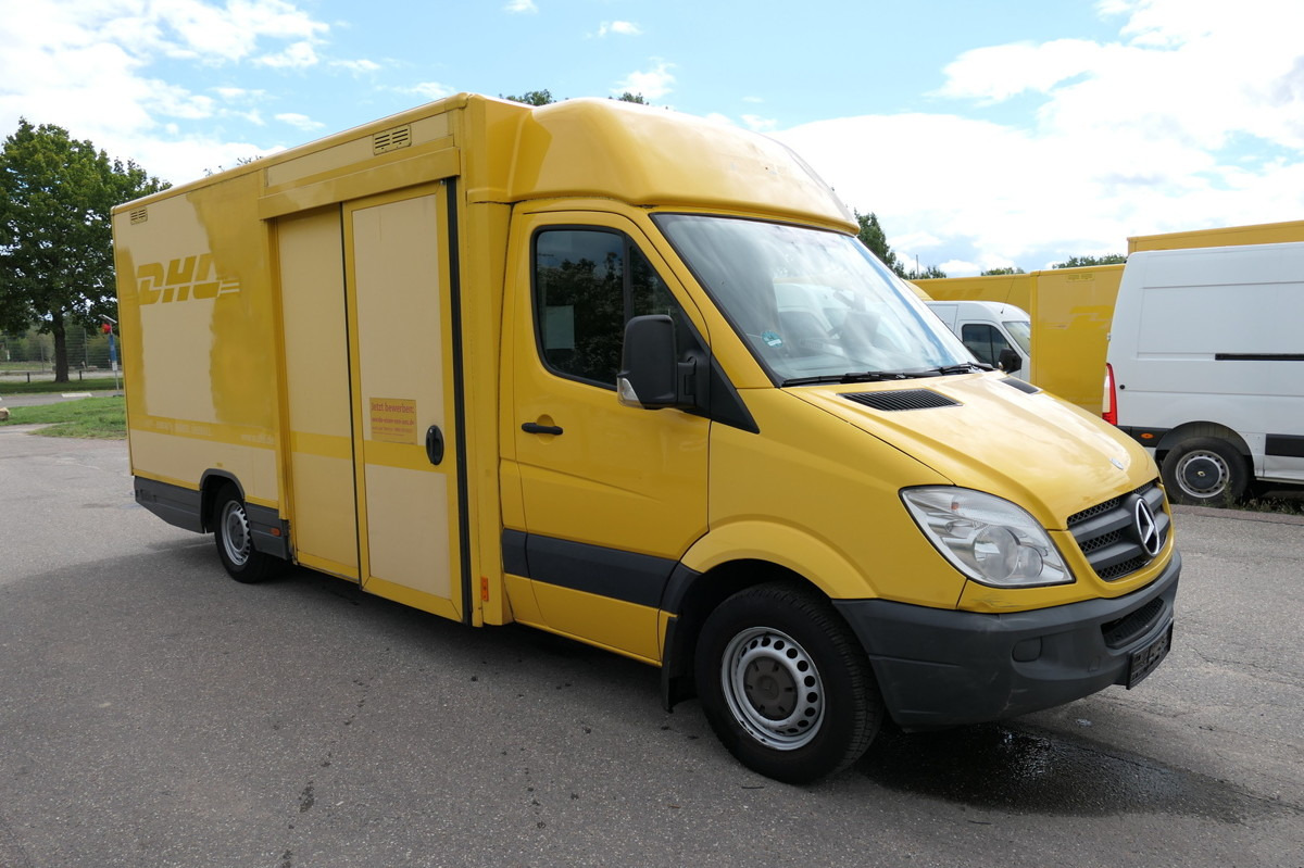MERCEDES-BENZ SPRINTER 310 CDI MAXI EURO-5 KOFFER DURCHGANG RE - Dobozos kisteherautó: 2 kép. MERCEDES-BENZ SPRINTER 310 CDI MAXI EURO-5 KOFFER DURCHGANG RE - Dobozos kisteherautó: 2 kép.