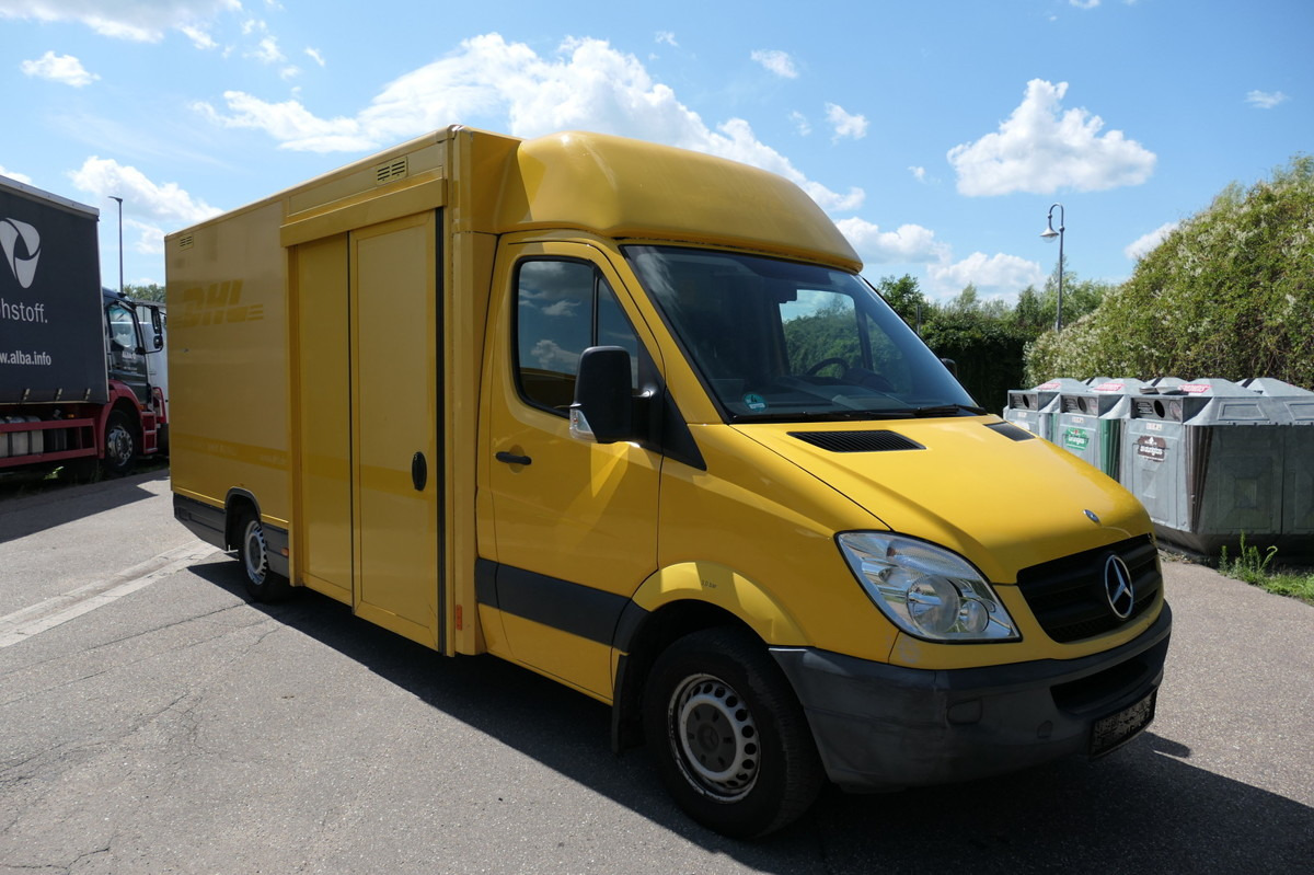 MERCEDES-BENZ SPRINTER 310 CDI MAXI EURO-5 KOFFER REGALE KAMER - Dobozos kisteherautó: 2 kép. MERCEDES-BENZ SPRINTER 310 CDI MAXI EURO-5 KOFFER REGALE KAMER - Dobozos kisteherautó: 2 kép.