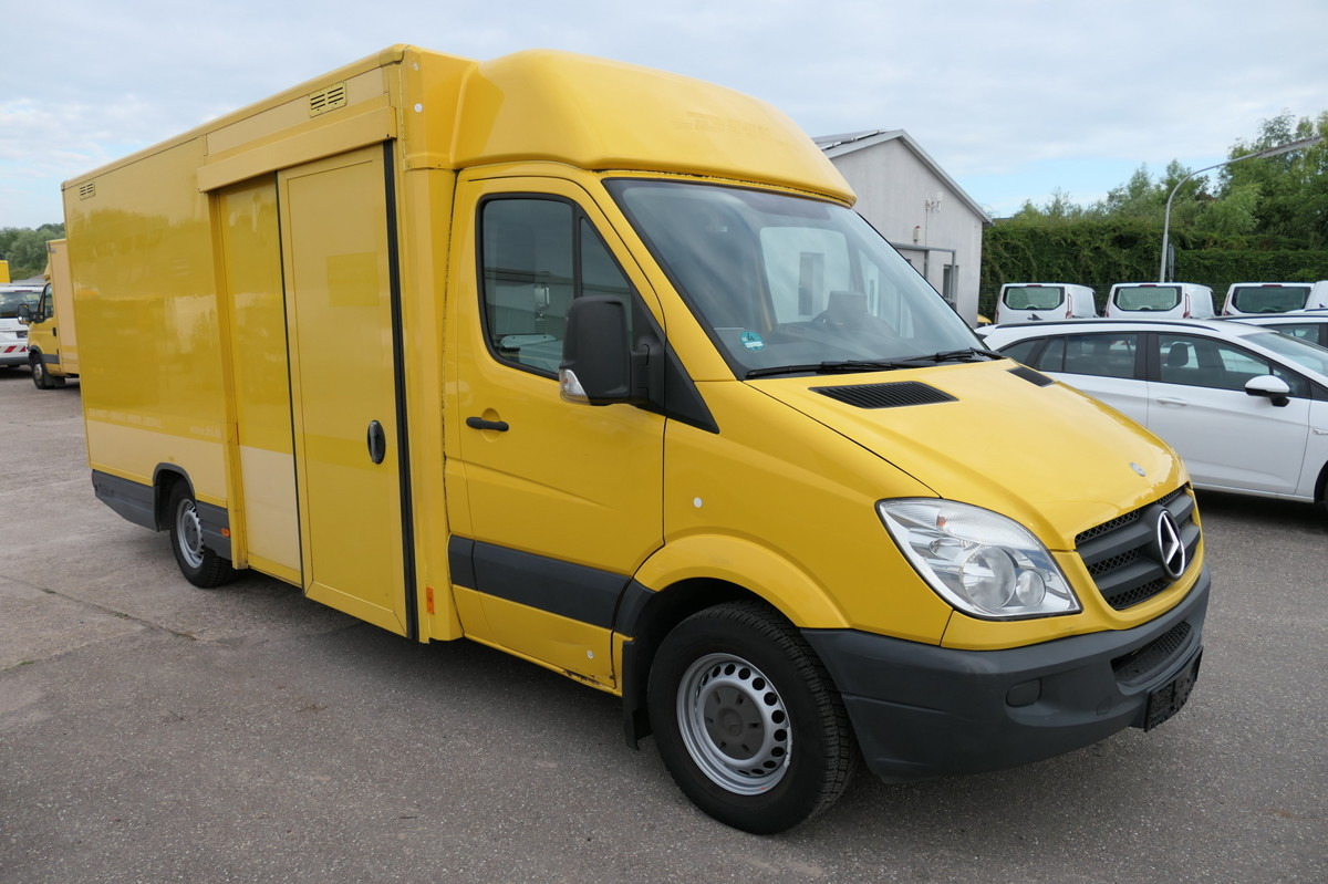 MERCEDES-BENZ SPRINTER 310 CDI MAXI EURO-5 KOFFER REGALE KAMER - Dobozos kisteherautó: 2 kép. MERCEDES-BENZ SPRINTER 310 CDI MAXI EURO-5 KOFFER REGALE KAMER - Dobozos kisteherautó: 2 kép.