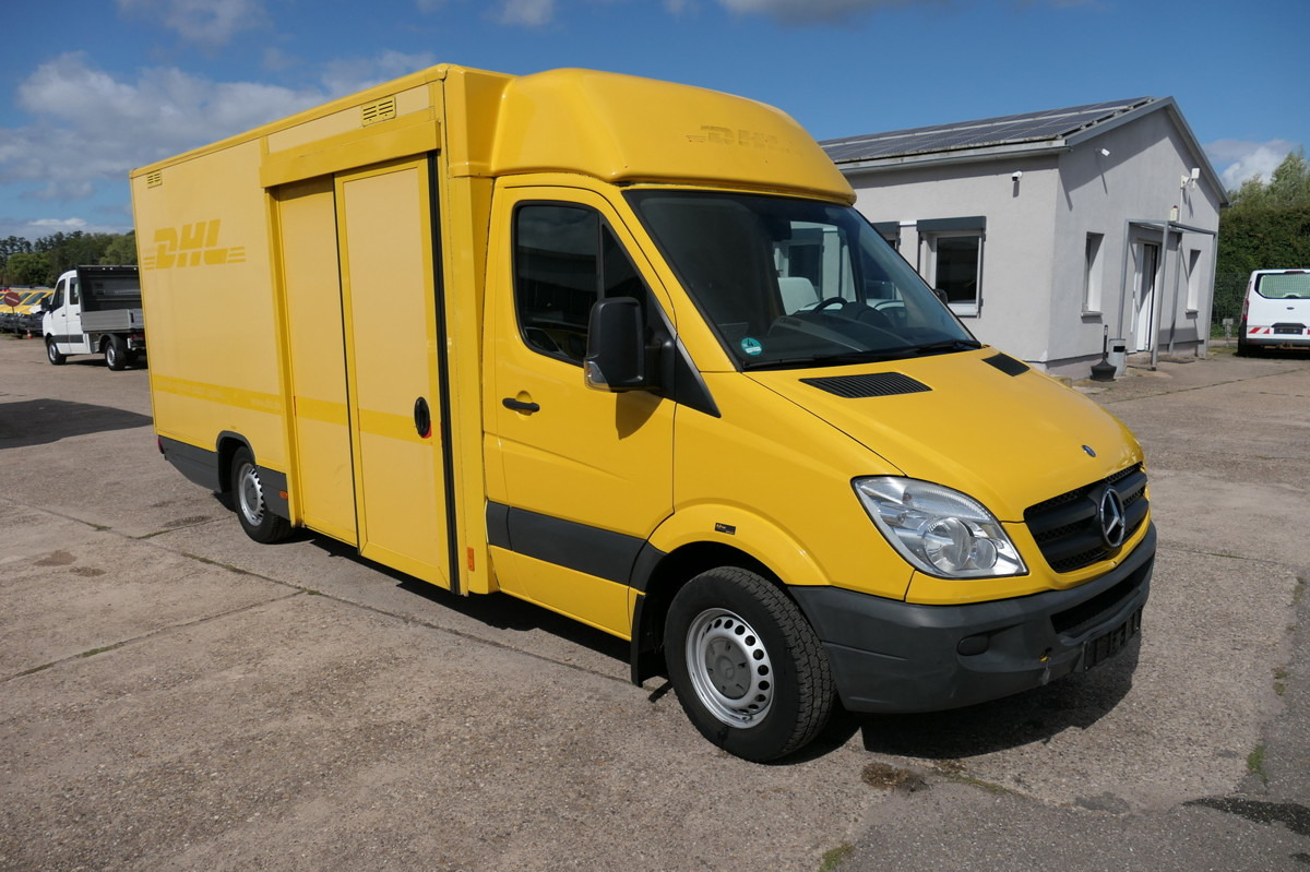 MERCEDES-BENZ SPRINTER 310 CDI MAXI EURO-5 KOFFER REGALE KAMER - Dobozos kisteherautó: 2 kép. MERCEDES-BENZ SPRINTER 310 CDI MAXI EURO-5 KOFFER REGALE KAMER - Dobozos kisteherautó: 2 kép.