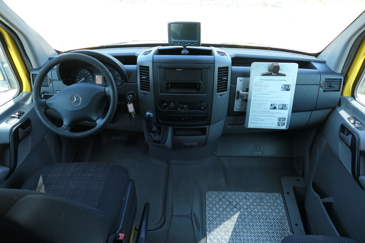 Dobozos kisteherautó MERCEDES-BENZ SPRINTER 310 CDI MAXI EURO-5 KOFFER REGALE KAMER: 6 kép.