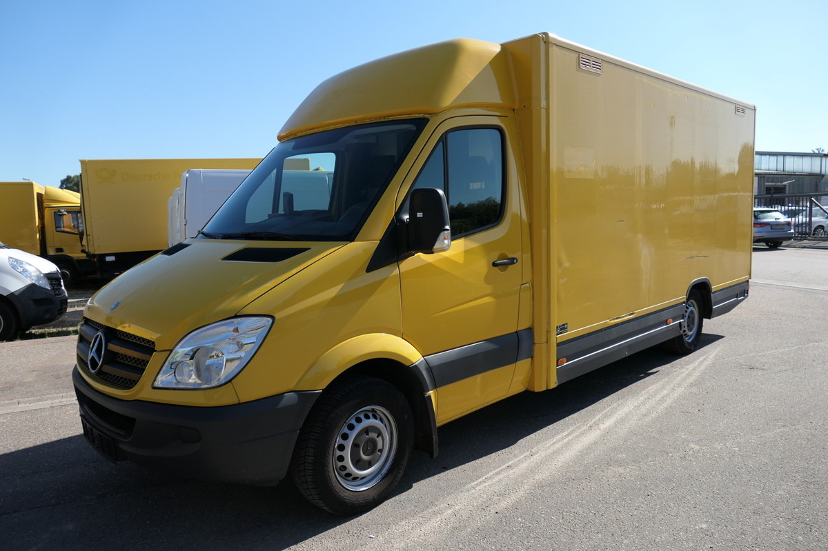MERCEDES-BENZ SPRINTER 310 CDI MAXI EURO-5 KOFFER REGALE KAMER - Dobozos kisteherautó: 2 kép. MERCEDES-BENZ SPRINTER 310 CDI MAXI EURO-5 KOFFER REGALE KAMER - Dobozos kisteherautó: 2 kép.