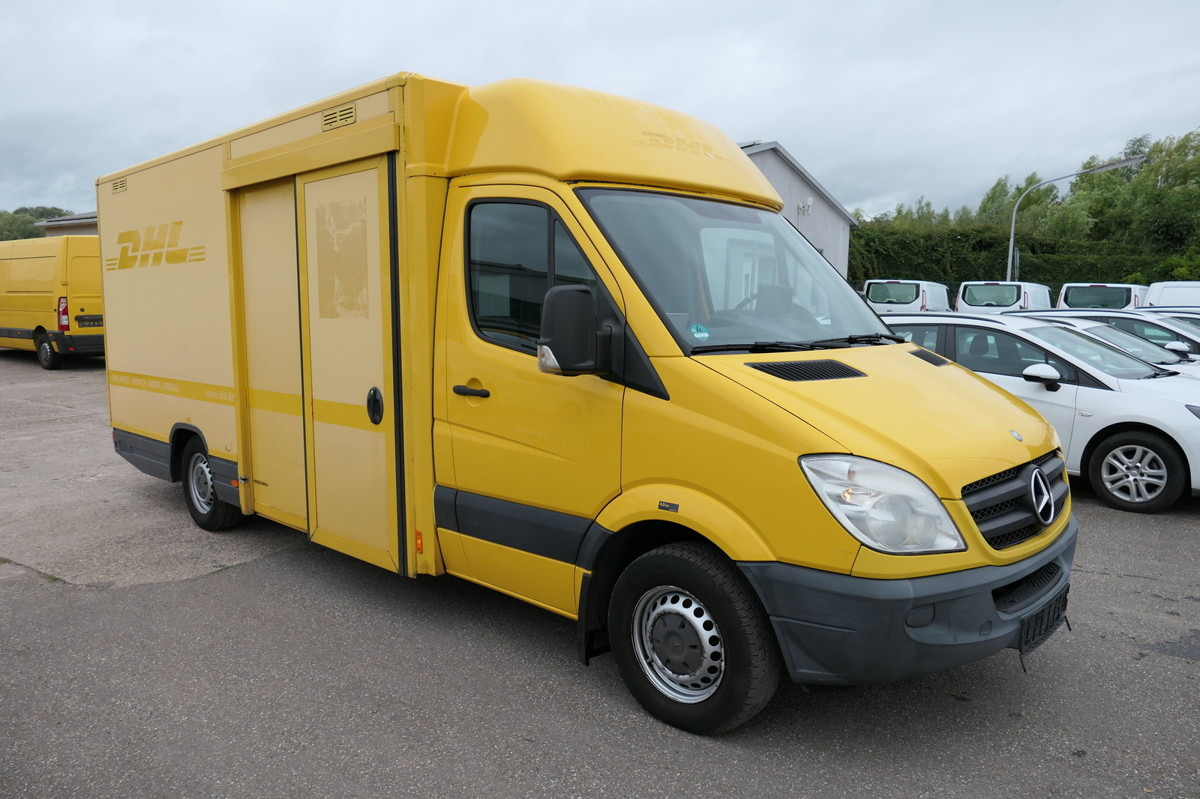 MERCEDES-BENZ SPRINTER 310 CDI MAXI EURO-5 KOFFER REGALE KAMER - Dobozos kisteherautó: 2 kép. MERCEDES-BENZ SPRINTER 310 CDI MAXI EURO-5 KOFFER REGALE KAMER - Dobozos kisteherautó: 2 kép.