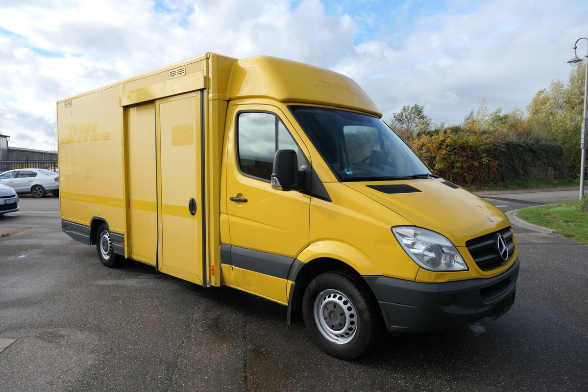 MERCEDES-BENZ SPRINTER 310 CDI MAXI EURO-5 KOFFER REGALE KAMER - Dobozos kisteherautó: 2 kép. MERCEDES-BENZ SPRINTER 310 CDI MAXI EURO-5 KOFFER REGALE KAMER - Dobozos kisteherautó: 2 kép.