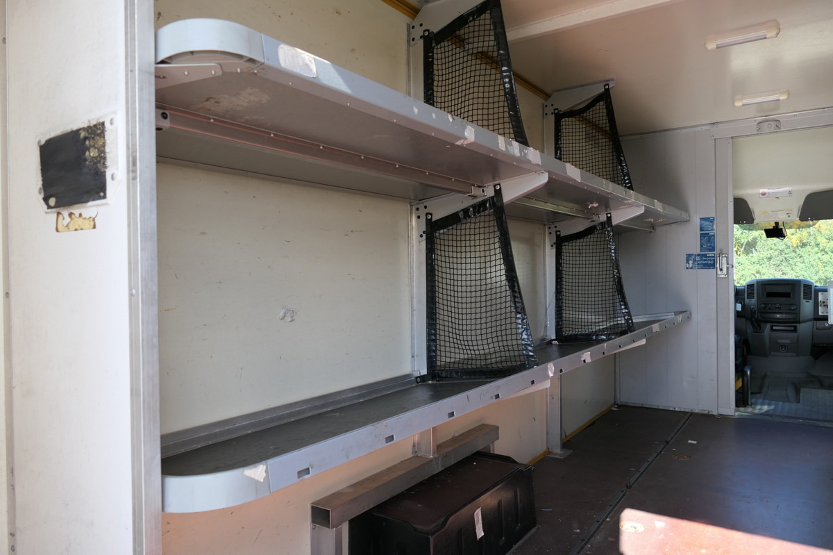 MERCEDES-BENZ SPRINTER 310 CDI MAXI EURO-5 KOFFER REGALE KAMER - Dobozos kisteherautó: 5 kép. MERCEDES-BENZ SPRINTER 310 CDI MAXI EURO-5 KOFFER REGALE KAMER - Dobozos kisteherautó: 5 kép.