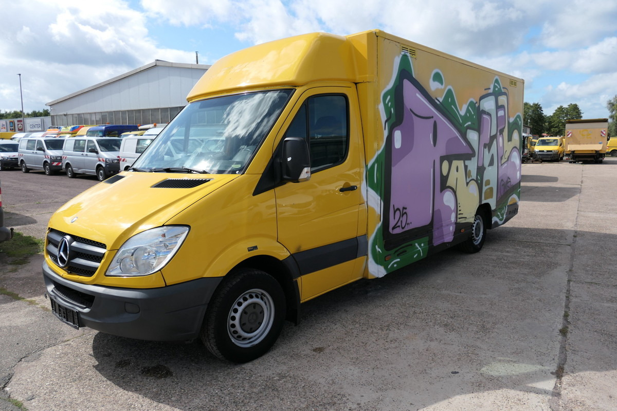 MERCEDES-BENZ SPRINTER 310 CDI MAXI EURO-5 KOFFER REGALE KAMER - Dobozos kisteherautó: 1 kép. MERCEDES-BENZ SPRINTER 310 CDI MAXI EURO-5 KOFFER REGALE KAMER - Dobozos kisteherautó: 1 kép.