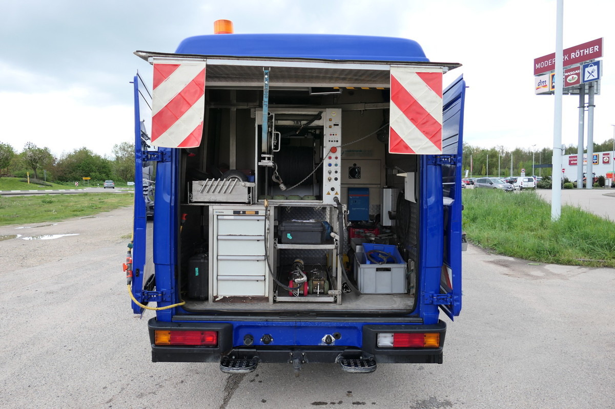 MERCEDES-BENZ Vario 816 D Kanalinspektion Kanal TV Standheizun - Szippantós autó: 1 kép. MERCEDES-BENZ Vario 816 D Kanalinspektion Kanal TV Standheizun - Szippantós autó: 1 kép.