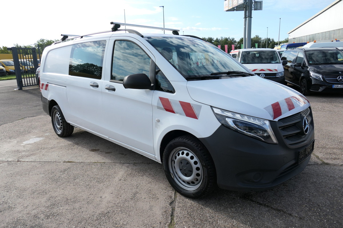 MERCEDES-BENZ Vito 114 CDI 4Matic Mixto Extralang Klima Tempom - Kis furgon: 2 kép. MERCEDES-BENZ Vito 114 CDI 4Matic Mixto Extralang Klima Tempom - Kis furgon: 2 kép.