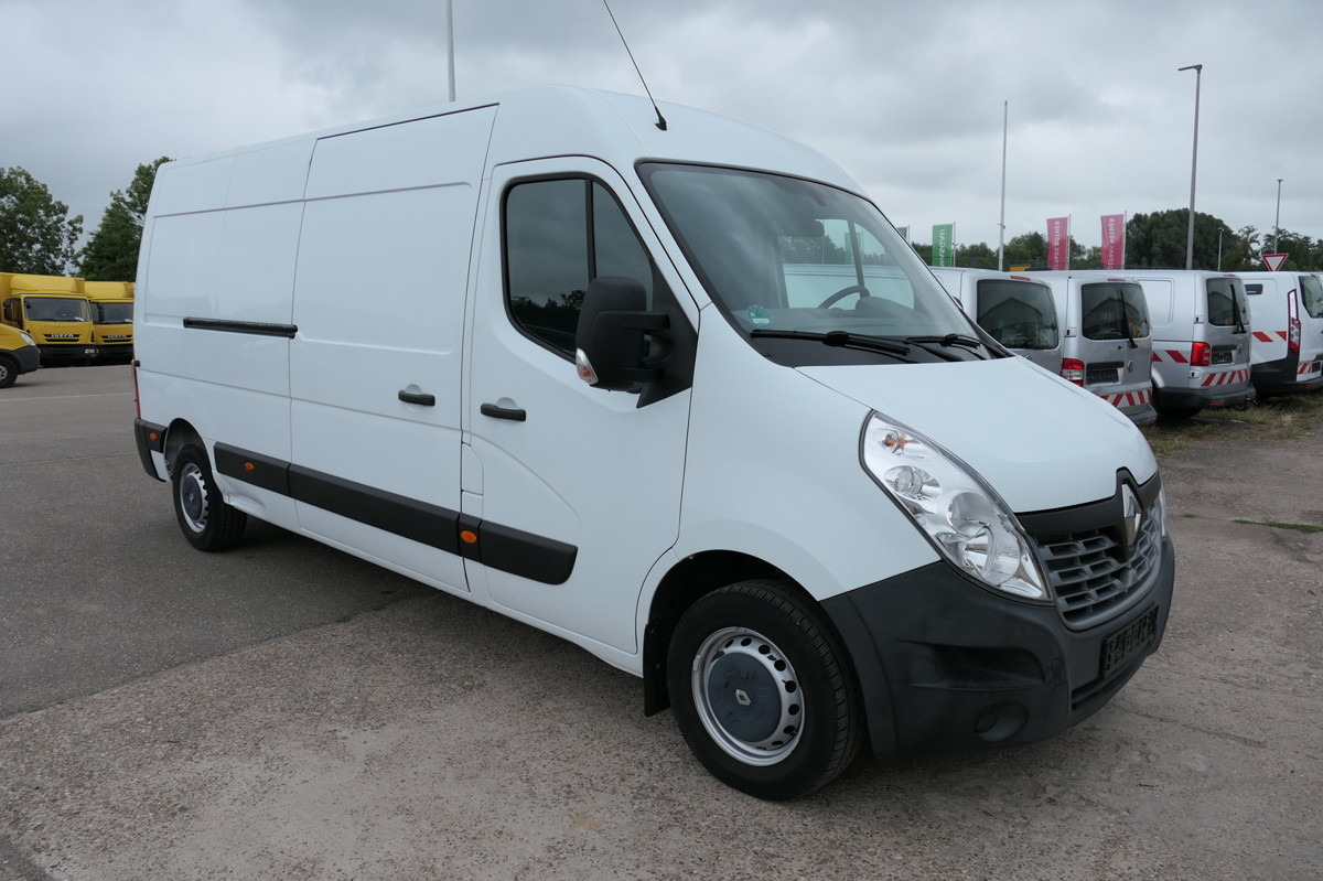 RENAULT Master 130 dCi L3H2 Euro6 KLIMA COC Regal - Furgon: 3 kép. RENAULT Master 130 dCi L3H2 Euro6 KLIMA COC Regal - Furgon: 3 kép.