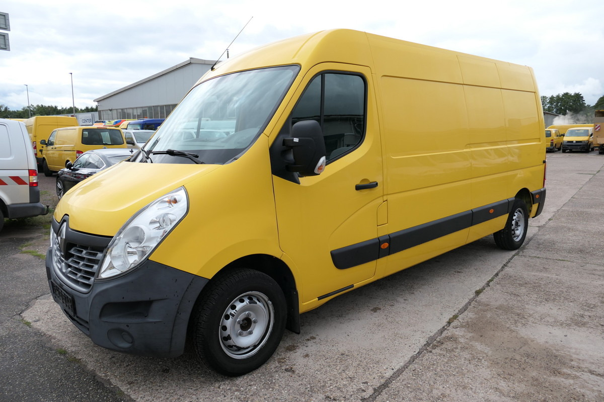 RENAULT Master 130 dCi L3H2 Euro6 KLIMA COC Regal - Furgon: 2 kép. RENAULT Master 130 dCi L3H2 Euro6 KLIMA COC Regal - Furgon: 2 kép.