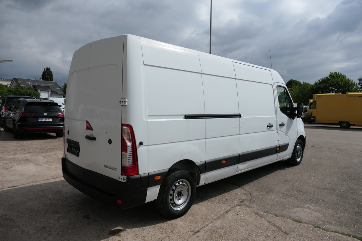 RENAULT Master 130 dCi L3H2 Euro6 KLIMA COC Regal - Furgon: 4 kép. RENAULT Master 130 dCi L3H2 Euro6 KLIMA COC Regal - Furgon: 4 kép.