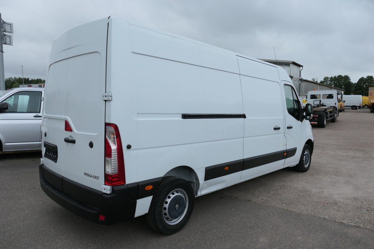 RENAULT Master 130 dCi L3H2 Euro6 KLIMA COC Regal - Furgon: 4 kép. RENAULT Master 130 dCi L3H2 Euro6 KLIMA COC Regal - Furgon: 4 kép.