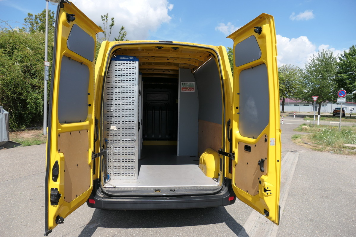 RENAULT Master 130 dCi L3H2 Euro6 KLIMA COC Regal - Furgon: 1 kép. RENAULT Master 130 dCi L3H2 Euro6 KLIMA COC Regal - Furgon: 1 kép.