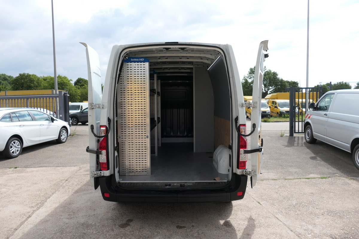 RENAULT Master 130 dCi L3H2 Euro6 KLIMA COC Regal - Furgon: 1 kép. RENAULT Master 130 dCi L3H2 Euro6 KLIMA COC Regal - Furgon: 1 kép.
