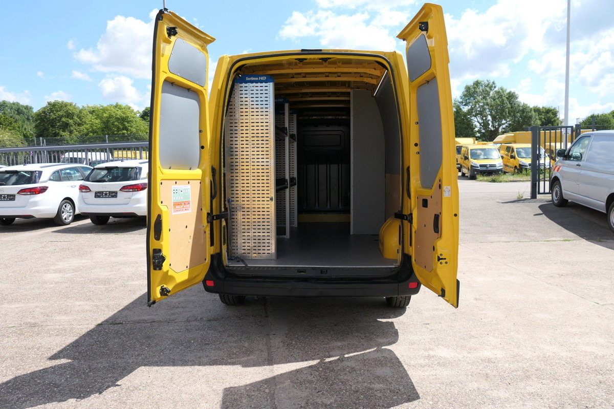 RENAULT Master 130 dCi L3H2 Euro6 KLIMA COC Regal - Furgon: 1 kép. RENAULT Master 130 dCi L3H2 Euro6 KLIMA COC Regal - Furgon: 1 kép.